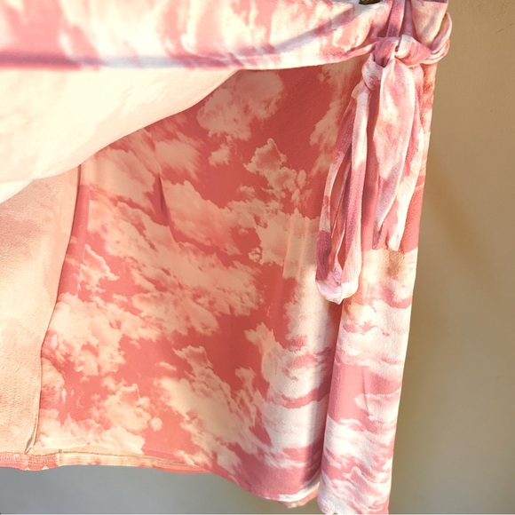 Dolls Kill ~Sugar Thrillz ~ Pink Clouds Faux Wrap Tie Y2K Mini Skirt ~size Large - Picture 5 of 11